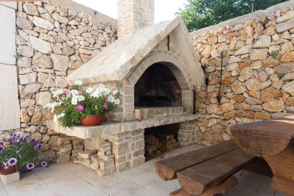 Villa Stone House Iva Kraljevica Exterior foto